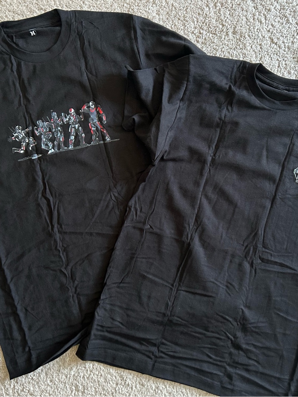 Star Wars Black Short Sleeve Tee size Medium Character Graphic embroidered